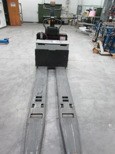 Photo #146 of SHORT NOTICE SALE - CHEVALIER, DMC & JONES & SHIPMAN GRINDERS, HAAS VERTICAL MILL, TRAK MILLING MACHINE, WR WELLS, CLAUSING & WELLSAW BAND SAWS, VALUE MASTER LATHE, ROLLING STOCK & MORE