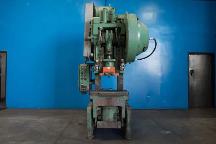 Photo #88 of BANK OWNED EQUIPMENT TO BE AUCTIONED, MOVED TO WAREHOUSE FOR CONVENIENCE OF SALE - FEATURING: COMPRESSORS/DRYERS, BEADERS, BLAST CLEANING EQUIPMENT, BORING MILLS, PRESS BRAKES, COLD FORMERS, GRINDERS, PRESSES, LATHES, ROLLFORMERS & MUCH MORE
