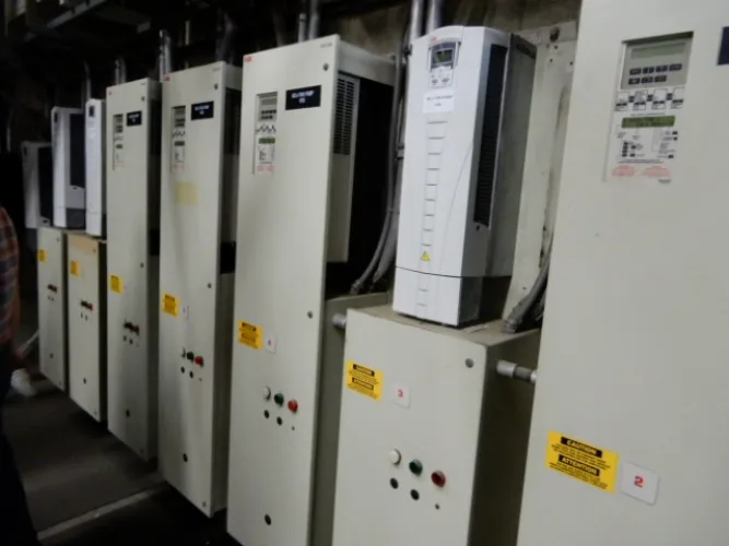 Photo #11 of SAN LEANDRO PAPER MILL, FEATURING: 112" TRIM COMPLETE PAPER BOARD MACHINE W/ (9) J.H. HORNE PRESSURE FORMERS & UPGRADED OCC STOCK PREPARATION SYSTEM (RATED 250 TPD), 2009 WEG HIGH VOLTAGE TRANSFORMER, (10+) NASH VACUUM PUMPS, LARGE SUPPLY OF NEW &
