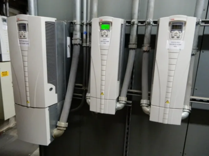Photo #12 of SAN LEANDRO PAPER MILL, FEATURING: 112" TRIM COMPLETE PAPER BOARD MACHINE W/ (9) J.H. HORNE PRESSURE FORMERS & UPGRADED OCC STOCK PREPARATION SYSTEM (RATED 250 TPD), 2009 WEG HIGH VOLTAGE TRANSFORMER, (10+) NASH VACUUM PUMPS, LARGE SUPPLY OF NEW &