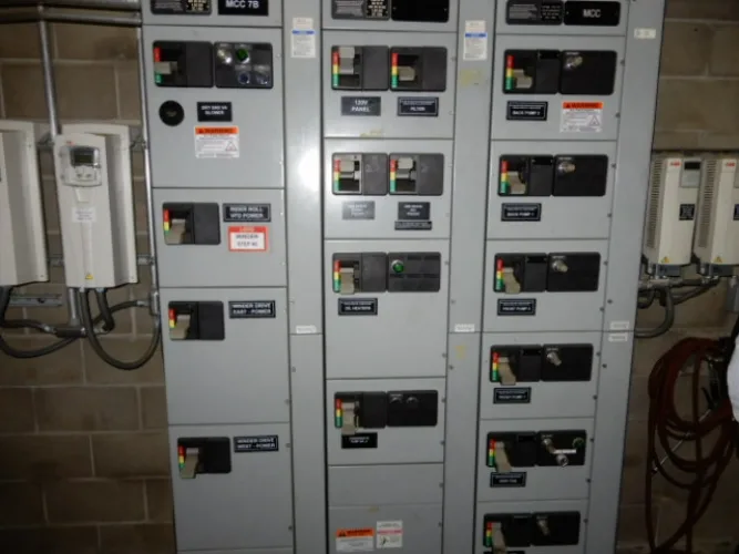 Photo #16 of SAN LEANDRO PAPER MILL, FEATURING: 112" TRIM COMPLETE PAPER BOARD MACHINE W/ (9) J.H. HORNE PRESSURE FORMERS & UPGRADED OCC STOCK PREPARATION SYSTEM (RATED 250 TPD), 2009 WEG HIGH VOLTAGE TRANSFORMER, (10+) NASH VACUUM PUMPS, LARGE SUPPLY OF NEW &