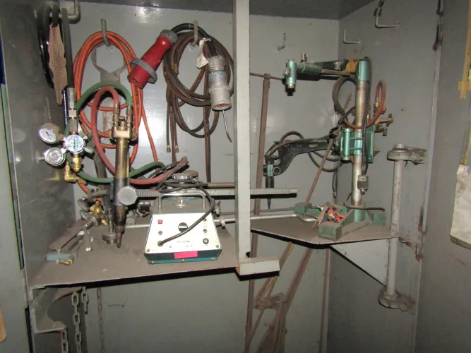 Photo #71 of SAN LEANDRO PAPER MILL, FEATURING: 112" TRIM COMPLETE PAPER BOARD MACHINE W/ (9) J.H. HORNE PRESSURE FORMERS & UPGRADED OCC STOCK PREPARATION SYSTEM (RATED 250 TPD), 2009 WEG HIGH VOLTAGE TRANSFORMER, (10+) NASH VACUUM PUMPS, LARGE SUPPLY OF NEW &