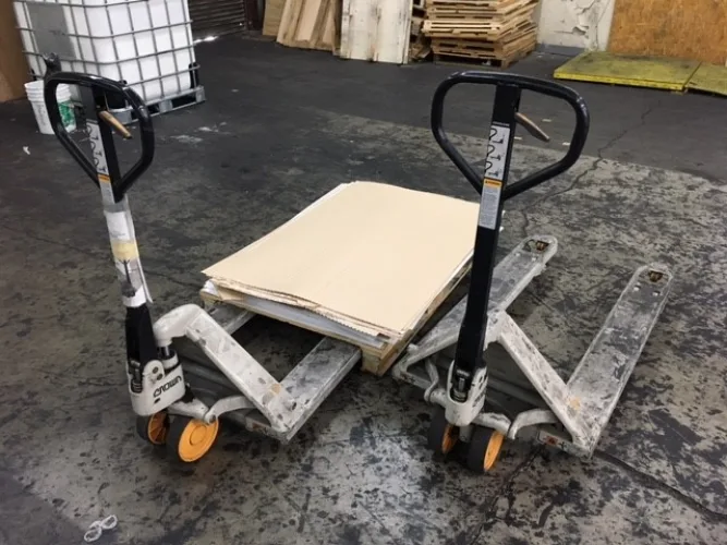 Photo #4 of BY ORDER OF US BANKRUPTCY COURT, DISTRICT OF ARIZONA-CASE NO. 4:17BK-01193-SHG: G&H INDUSTRIES LLC, DBA BD MATBOARD- FEATURING MATBOARD FRAMING, CUTTING, GLUING, PACKAGING EQUIPMENT, PLANT SUPPORT, OFFICES EQUIPMENT & MORE. APPROX. 100K COST IN MATBOARD