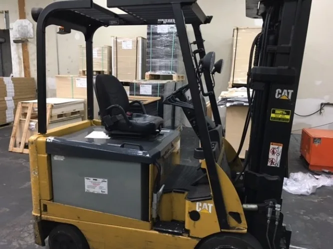 Photo #6 of BY ORDER OF US BANKRUPTCY COURT, DISTRICT OF ARIZONA-CASE NO. 4:17BK-01193-SHG: G&H INDUSTRIES LLC, DBA BD MATBOARD- FEATURING MATBOARD FRAMING, CUTTING, GLUING, PACKAGING EQUIPMENT, PLANT SUPPORT, OFFICES EQUIPMENT & MORE. APPROX. 100K COST IN MATBOARD
