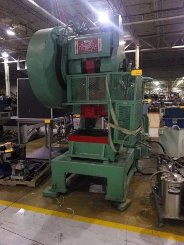 Photo #7 of HUGE 2 DAY AUCTION - DAY 1: EQUIPMENT NO LONGER NEEDED IN THE CONTINUING OPERATIONS OF QUALITY DIE SET CORPORATION, FEATURING PRESSES FROM 60 - 125 TON, GRINDER, VERTICAL MILLING MACHINE, TOOL ROOM, UNCOILERS, STRAIGHTENERS & MORE