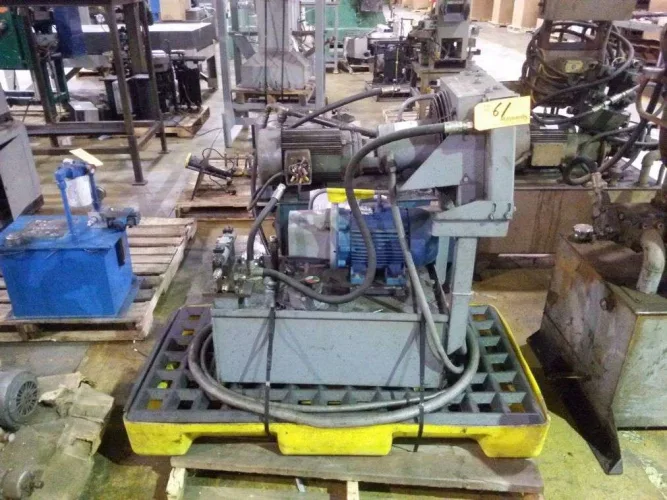 Photo #8 of HUGE 2 DAY AUCTION - DAY 1: EQUIPMENT NO LONGER NEEDED IN THE CONTINUING OPERATIONS OF QUALITY DIE SET CORPORATION, FEATURING PRESSES FROM 60 - 125 TON, GRINDER, VERTICAL MILLING MACHINE, TOOL ROOM, UNCOILERS, STRAIGHTENERS & MORE