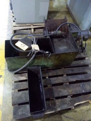 Photo #9 of HUGE 2 DAY AUCTION - DAY 1: EQUIPMENT NO LONGER NEEDED IN THE CONTINUING OPERATIONS OF QUALITY DIE SET CORPORATION, FEATURING PRESSES FROM 60 - 125 TON, GRINDER, VERTICAL MILLING MACHINE, TOOL ROOM, UNCOILERS, STRAIGHTENERS & MORE