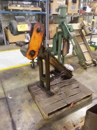 Photo #22 of HUGE 2 DAY AUCTION - DAY 1: EQUIPMENT NO LONGER NEEDED IN THE CONTINUING OPERATIONS OF QUALITY DIE SET CORPORATION, FEATURING PRESSES FROM 60 - 125 TON, GRINDER, VERTICAL MILLING MACHINE, TOOL ROOM, UNCOILERS, STRAIGHTENERS & MORE