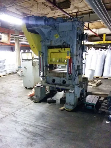 Photo #46 of HUGE 2 DAY AUCTION - DAY 1: EQUIPMENT NO LONGER NEEDED IN THE CONTINUING OPERATIONS OF QUALITY DIE SET CORPORATION, FEATURING PRESSES FROM 60 - 125 TON, GRINDER, VERTICAL MILLING MACHINE, TOOL ROOM, UNCOILERS, STRAIGHTENERS & MORE