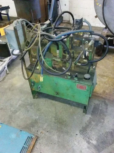 Photo #10 of HUGE 2 DAY AUCTION - DAY 2: EQUIPMENT NO LONGER NEEDED IN THE CONTINUING OPERATIONS OF QUALITY DIE SET CORPORATION, FEATURING PRESSES FROM 60 - 125 TON, GRINDER, VERTICAL MILLING MACHINE, TOOL ROOM, UNCOILERS, STRAIGHTENERS & MORE