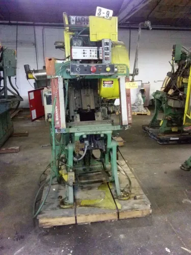 Photo #27 of HUGE 2 DAY AUCTION - DAY 2: EQUIPMENT NO LONGER NEEDED IN THE CONTINUING OPERATIONS OF QUALITY DIE SET CORPORATION, FEATURING PRESSES FROM 60 - 125 TON, GRINDER, VERTICAL MILLING MACHINE, TOOL ROOM, UNCOILERS, STRAIGHTENERS & MORE