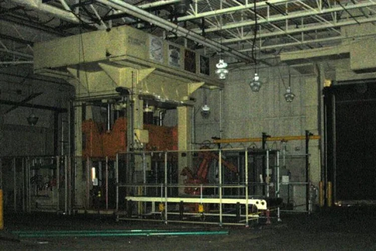 Photo #3 of ONLINE AUCTION! Assets No Longer Required in the Ongoing Operations of:  REVSTONE PLASTICS, LLC