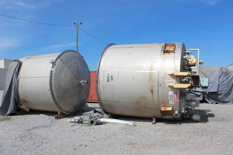 Photo #34 of INVISTA - SHORT NOTICE AUCTION FEATURING PRODUCTION PACKAGING EQUIPMENT, TANK FARM INCLUDING 7 STAINLESS STEEL VERTICAL TANKS, STORAGE SILOS, EXTRUDERS & BALER
