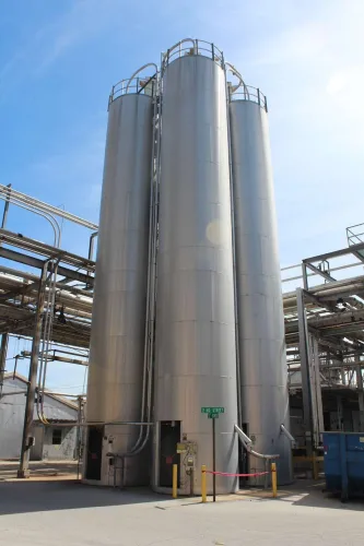 Photo #36 of INVISTA - SHORT NOTICE AUCTION FEATURING PRODUCTION PACKAGING EQUIPMENT, TANK FARM INCLUDING 7 STAINLESS STEEL VERTICAL TANKS, STORAGE SILOS, EXTRUDERS & BALER