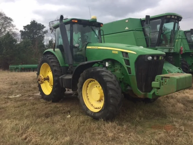 Photo #17 of REPOSSESSED FARM EQUPMENT AUCTION - FEATURING EXCELLENT WELL MAINTAINED LATE MODEL FARM EQUIPMENT, INCLUDING: JOHN DEERE TRACTORS & COMBINES & GREAT PLAINS GRAIN DRILLS