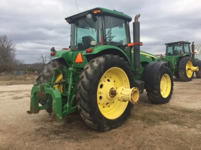 Photo #22 of REPOSSESSED FARM EQUPMENT AUCTION - FEATURING EXCELLENT WELL MAINTAINED LATE MODEL FARM EQUIPMENT, INCLUDING: JOHN DEERE TRACTORS & COMBINES & GREAT PLAINS GRAIN DRILLS