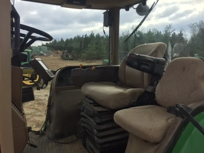 Photo #24 of REPOSSESSED FARM EQUPMENT AUCTION - FEATURING EXCELLENT WELL MAINTAINED LATE MODEL FARM EQUIPMENT, INCLUDING: JOHN DEERE TRACTORS & COMBINES & GREAT PLAINS GRAIN DRILLS