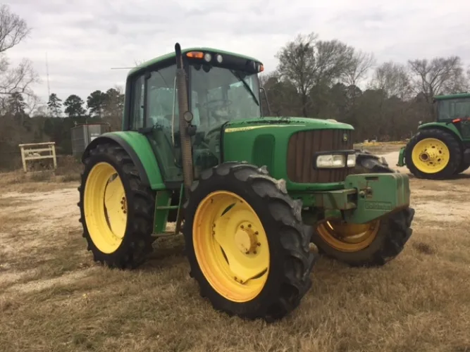 Photo #26 of REPOSSESSED FARM EQUPMENT AUCTION - FEATURING EXCELLENT WELL MAINTAINED LATE MODEL FARM EQUIPMENT, INCLUDING: JOHN DEERE TRACTORS & COMBINES & GREAT PLAINS GRAIN DRILLS