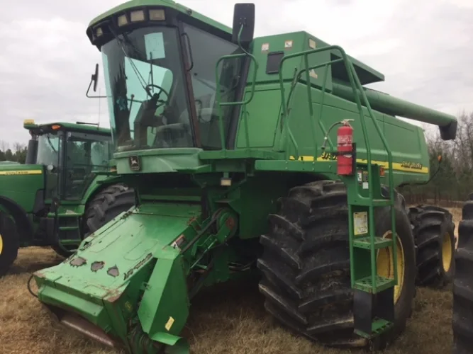 Photo #49 of REPOSSESSED FARM EQUPMENT AUCTION - FEATURING EXCELLENT WELL MAINTAINED LATE MODEL FARM EQUIPMENT, INCLUDING: JOHN DEERE TRACTORS & COMBINES & GREAT PLAINS GRAIN DRILLS