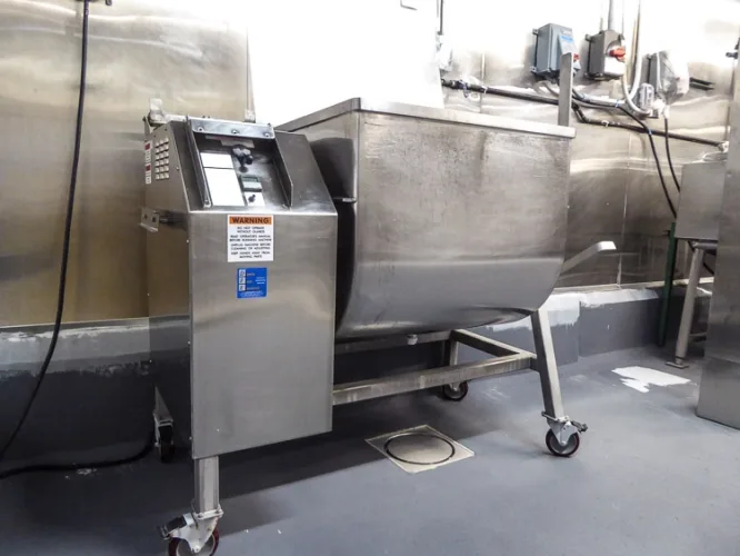 Photo #1 of LUVO FOODS - A COMPLETE TURNKEY FROZEN FOOD ENTREE MANUFACTURING FACILITY - GOURMET FROZEN PREPARED MEALS, PRODUCTION & PACKAGING