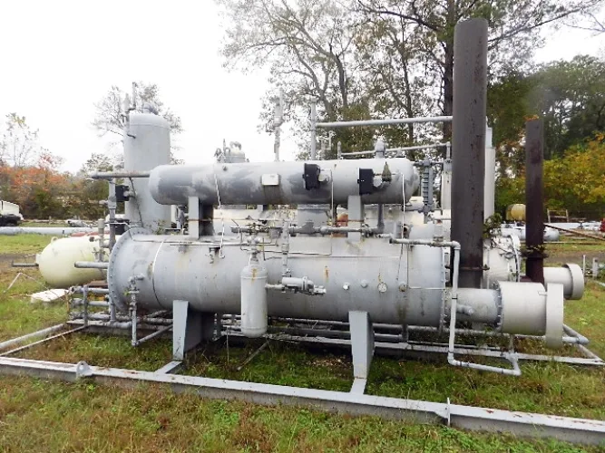 Photo #3 of BIG ROCK ENERGY SERVICES - LATE MODEL PCI INDUSTRIES MOBILE HIGH PRESSURE NITROGEN GENERATING UNIT & MACK, IHC & FREIGHTLINER FLUSH BY/ ROD RIG TRUCKS