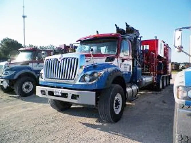 Photo #19 of BIG ROCK ENERGY SERVICES - LATE MODEL PCI INDUSTRIES MOBILE HIGH PRESSURE NITROGEN GENERATING UNIT & MACK, IHC & FREIGHTLINER FLUSH BY/ ROD RIG TRUCKS