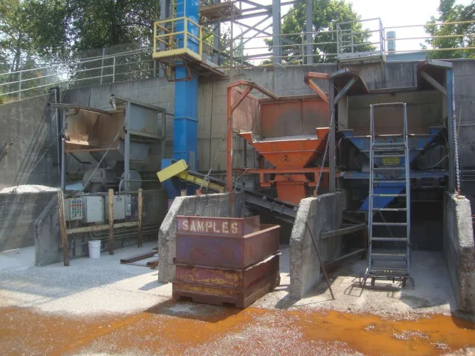 Photo #93 of SPECTRUM GLASS CO.INC - SPECIALTY SHEET GLASS MANUFACTURING PLANT