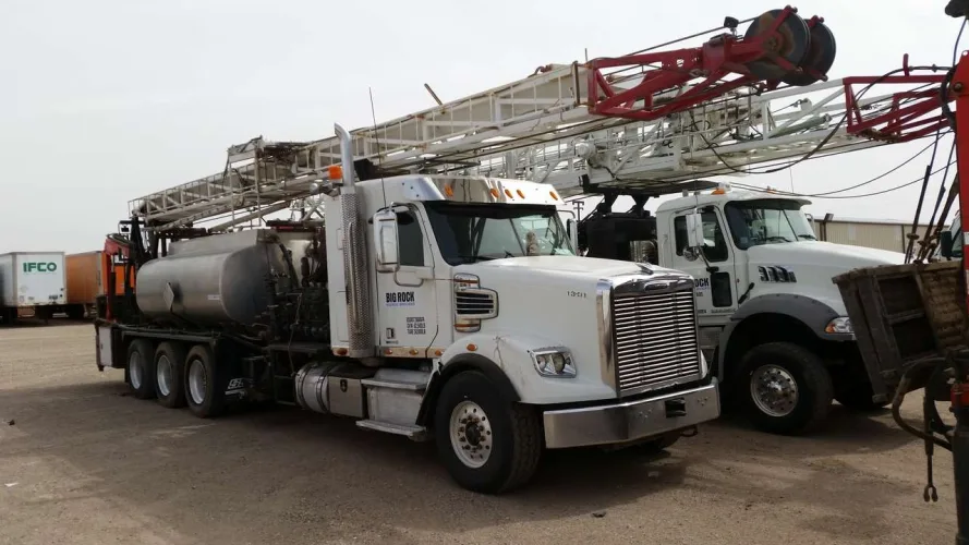 Photo #1 of FOR IMMEDIATE SALE - (3) 2013 FREIGHTLINER 122 SD TRI-DRIVE FLUSH-BY-UNITS & 2015 IHC 5900SBA TRI-DRIVE FLUSH-BY-UNIT