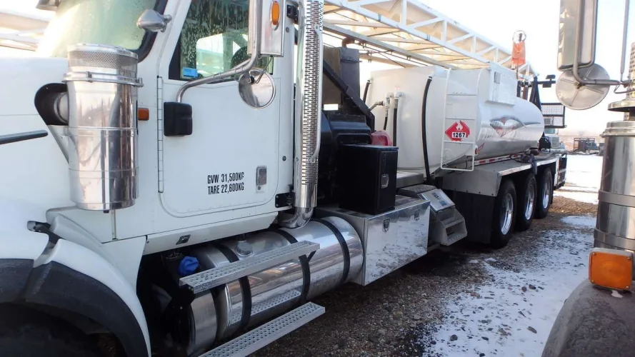 Photo #17 of FOR IMMEDIATE SALE - (3) 2013 FREIGHTLINER 122 SD TRI-DRIVE FLUSH-BY-UNITS & 2015 IHC 5900SBA TRI-DRIVE FLUSH-BY-UNIT