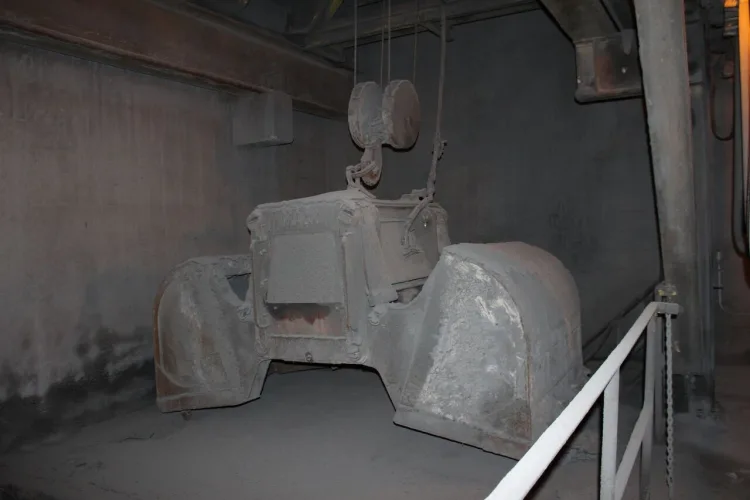Photo #16 of WASATCH INTEGRATED WASTE MANAGEMENT DISTRICT, FEATURING THE COMPLETE CONTENTS FROM AN ENERGY RECOVERY FACILITY: $1 MILLION IN NEW/USED MOTORS, ELECTRICS, SPARES & STORES, CAT 3500 GENERATOR, TURBODYNE 1,600 KW TURBINE GENERATOR, AIR COMPRESSORS, FLY ASH