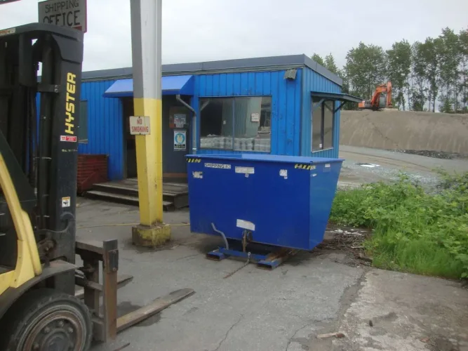 Photo #2 of FORMER ASSETS OF ESCO LIMITED FOUNDRY, FEATURING: OVERHEAD CRANES, DUST COLLECTORS, CHARGE BUCKETS, LADLES, MAGNETS, POWER HAMMER, WELDERS & MAINTENANCE EQUIPMENT, LARGE QTY OF SPARES/STORES, OLYMPUS INNOV X HANDHELD SPECTROMETER, SPX MARLEY COOLING TOWER