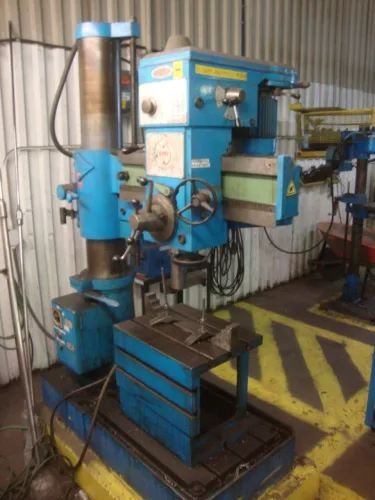 Photo #47 of FORMER ASSETS OF ESCO LIMITED FOUNDRY, FEATURING: OVERHEAD CRANES, DUST COLLECTORS, CHARGE BUCKETS, LADLES, MAGNETS, POWER HAMMER, WELDERS & MAINTENANCE EQUIPMENT, LARGE QTY OF SPARES/STORES, OLYMPUS INNOV X HANDHELD SPECTROMETER, SPX MARLEY COOLING TOWER