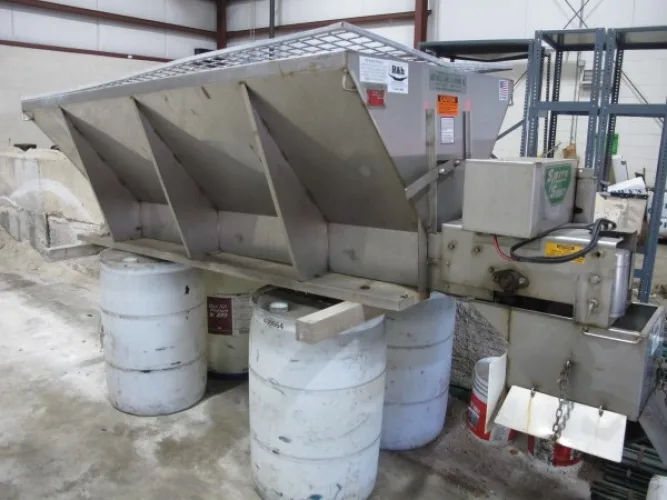 Photo #3 of FORMER ASSETS OF GANNETT PUBLISHING SERVICES, INCLUDING: SAKURAI SHEET FED PRINTING PRESSES, AGFA CTP SYSTEMS, LARGE SELECTION OF QUIPP STACKERS & BOTTOM WRAPPERS, INSERTERS, VARIABLE DATA PRINT LINES, BINDERY EQUIPMENT, COMPLETE MAINTENANCE/TOOLROOM