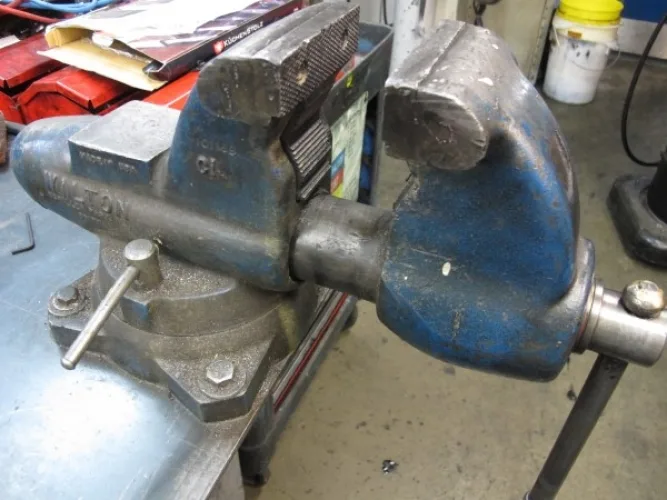 Photo #136 of FORMER ASSETS OF GANNETT PUBLISHING SERVICES, INCLUDING: SAKURAI SHEET FED PRINTING PRESSES, AGFA CTP SYSTEMS, LARGE SELECTION OF QUIPP STACKERS & BOTTOM WRAPPERS, INSERTERS, VARIABLE DATA PRINT LINES, BINDERY EQUIPMENT, COMPLETE MAINTENANCE/TOOLROOM