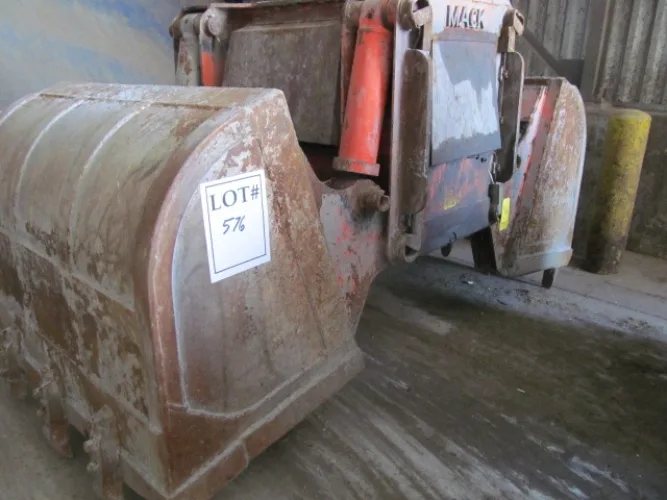Photo #30 of SHORT NOTICE SALE - CONTENTS FROM AN ENERGY RECOVERY FACILITY: AIR COMPRESSORS, FLY ASH CONDITIONING SYSTEM, MOTORS, TRANSFORMERS, OVERHEAD CRANES, MACK CLAM SHELL BUCKETS & ORANGE PEEL GRAPPLE HOOKS, ROLLING STOCK ATTACHMENTS, VALVES & MORE