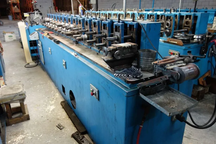 Photo #7 of ALUMET MANUFACTURING - TORONTO - MULTIPLE PLANT CLOSURE, ROLLFORMING & MOULDED PRODUCTS FOR THE WINDOW & DOOR INDUSTRY