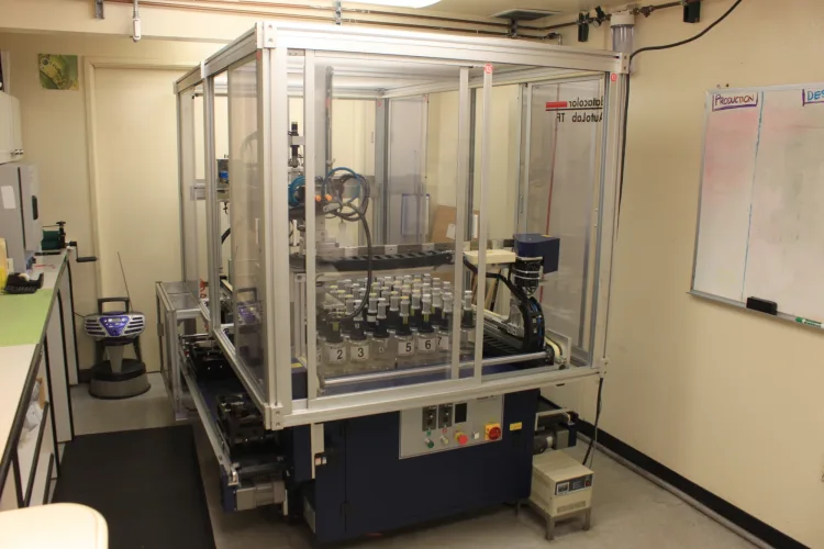 Photo #27 of SURPLUS TO THE ONGOING OPERATIONS OF A HIGH-END KNITWEAR COMPANY, LEZZENI  & SAURER-ALLMAN TWISTING MACHINES, FADIS & KOMACH HANK TO CONE WINDERS, CROON + LUCKE REELING MACHINES, (2007) OFFICINE MINNETTI HYDRO EXTRACTOR, EXACTA FORMULA 1 LINKING MACHINES,