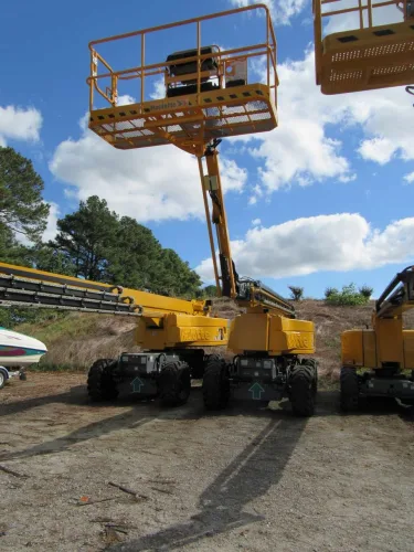 Photo #14 of REEQUIP SOLUTIONS - (24) 2015 HAULOTTE BOOM LIFTS