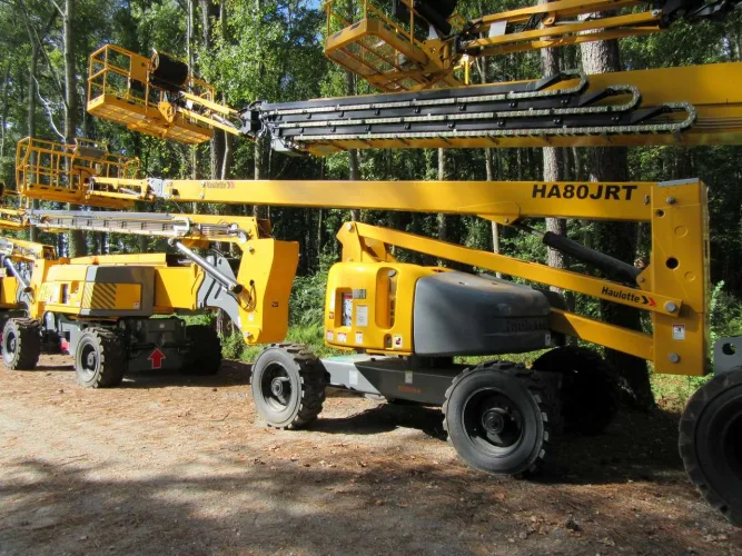 Photo #16 of REEQUIP SOLUTIONS - (24) 2015 HAULOTTE BOOM LIFTS