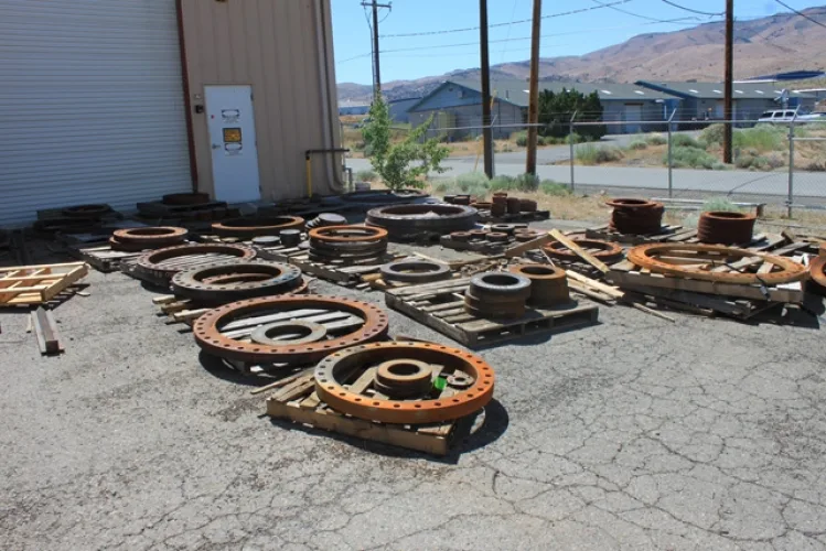 Photo #66 of PACIFIC COAST FLANGE - CNC MACHINING & FABRICATION FACILITY, FEATURING: O-M LTD., BETTS, KING & W&B VERTICAL BORING MILLS, CHEVALIER & HAAS VMC'S, FEMCO CNC LATHE, HASS GANTRY MILL RADIAL ARM DRILLS, WELDING EQUIPMENT, COMPRESSORS, ROLLING STOCK &