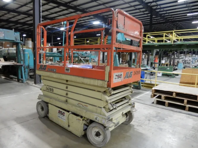 Photo #68 of U.S. PAPER CONVERTERS, INC. - MAJOR PAPER CONVERTING AUCTION, FEATURING: DUAL ROTARY KNIFE SHEETERS, SLITTER-REWINDERS, UNWIND STANDS, GUILLOTINE CUTTERS, BALERS, ROLL CLAMP TRUCKS, FORKLIFTS, MACHINE SHOP & MORE