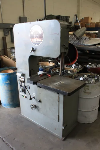 Photo #21 of JAMES HIGBY ENGINEERING - CNC TURRET PUNCH, PRESSES, VERTICAL MILLS, LATHE, SAWS, SURFACE GRINDERS, FORKLIFTS, CNC WIRE EDM, CMM & ALL PLANT SUPPORT ASSETS