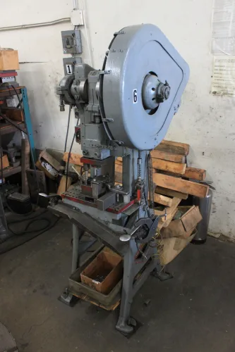 Photo #22 of JAMES HIGBY ENGINEERING - CNC TURRET PUNCH, PRESSES, VERTICAL MILLS, LATHE, SAWS, SURFACE GRINDERS, FORKLIFTS, CNC WIRE EDM, CMM & ALL PLANT SUPPORT ASSETS