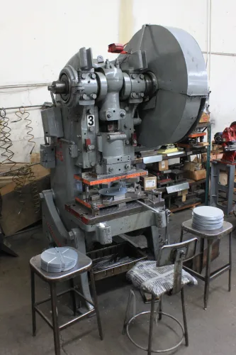 Photo #24 of JAMES HIGBY ENGINEERING - CNC TURRET PUNCH, PRESSES, VERTICAL MILLS, LATHE, SAWS, SURFACE GRINDERS, FORKLIFTS, CNC WIRE EDM, CMM & ALL PLANT SUPPORT ASSETS