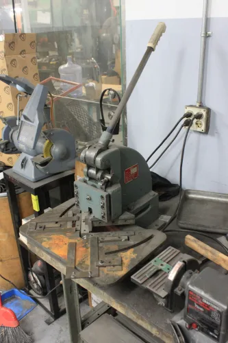 Photo #70 of JAMES HIGBY ENGINEERING - CNC TURRET PUNCH, PRESSES, VERTICAL MILLS, LATHE, SAWS, SURFACE GRINDERS, FORKLIFTS, CNC WIRE EDM, CMM & ALL PLANT SUPPORT ASSETS