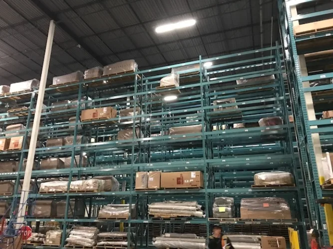 Photo #2 of SEARS CANADA INC - TORONTO - MOBILE AND WAREHOUSING EQUIPMENT FROM SEARS CANADA DISTRIBUTION CENTERS