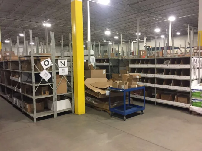 Photo #19 of SEARS CANADA INC - BELLEVILLE - 1.5 MILLION SQ' DISTRIBUTION FACILITY