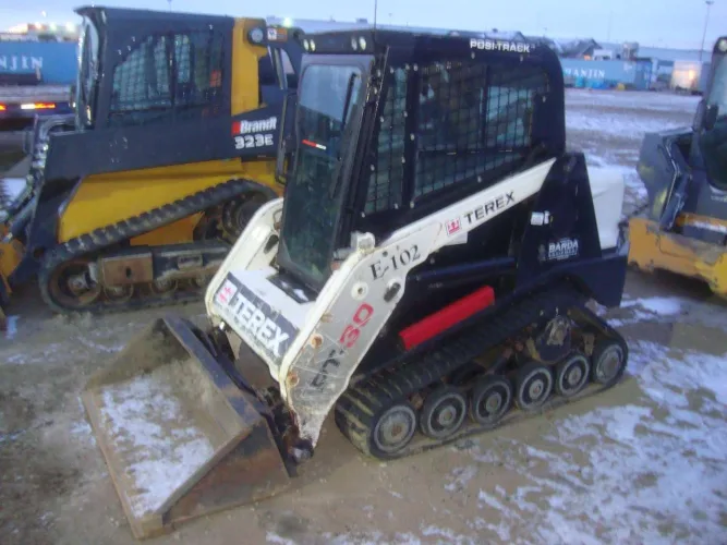 Photo #3 of BLUEBIRD CONTRACTING SERVICES (A DIVISION OF TROTTER & MORTON LIMITED) - LATE MODEL CONSTRUCTION EQUIPMENT
