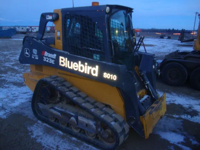 Photo #8 of BLUEBIRD CONTRACTING SERVICES (A DIVISION OF TROTTER & MORTON LIMITED) - LATE MODEL CONSTRUCTION EQUIPMENT