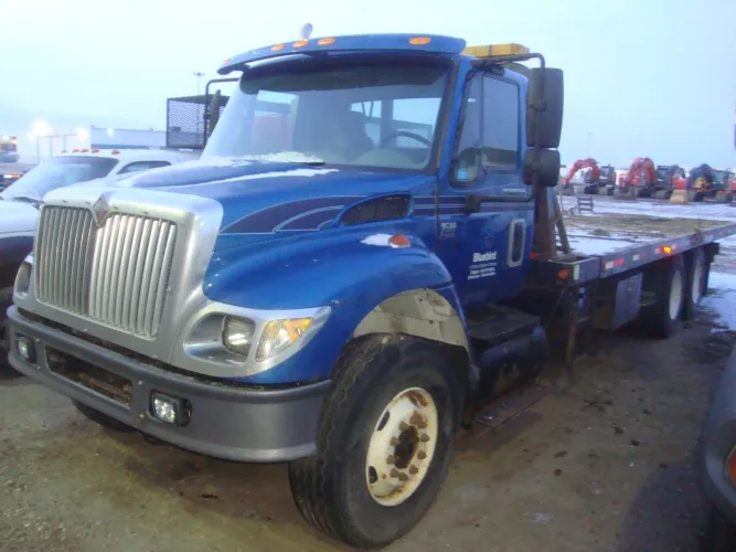 Photo #17 of BLUEBIRD CONTRACTING SERVICES (A DIVISION OF TROTTER & MORTON LIMITED) - LATE MODEL CONSTRUCTION EQUIPMENT